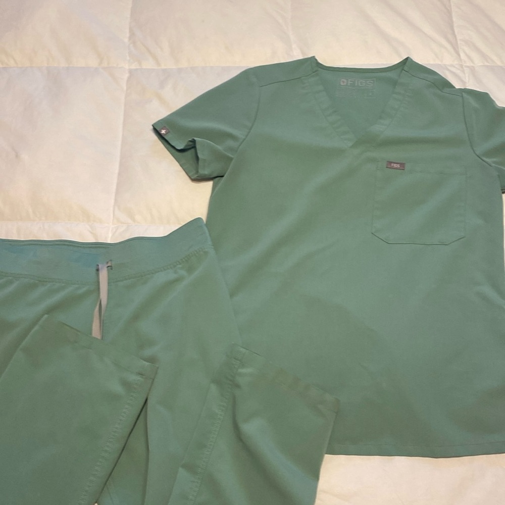 Figs Scrubs